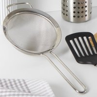 Hochwertiges Küchensieb aus Edelstahl
