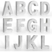 Stilvolle Zement Buchstaben